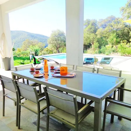 Luxueuse A Avec Piscine Villa *